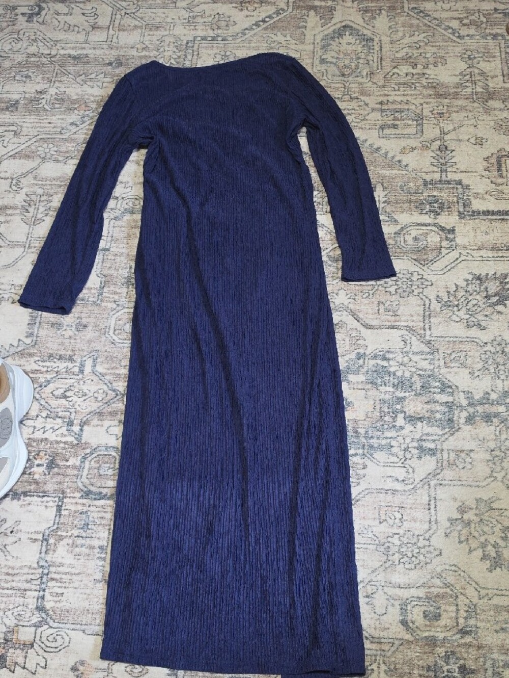 New Never Worn Womens Size XL Navy Long Sleeve Slit Maxi Dress - Picture 4 of 5